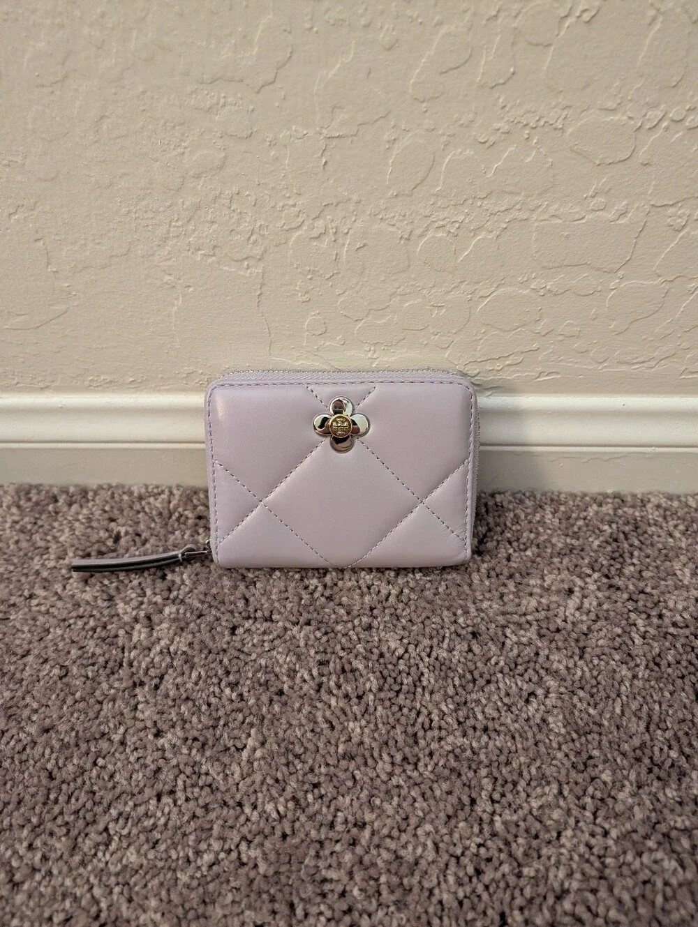 Tory Burch Kira Diamond Quilt Clover Small Wallet